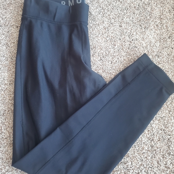 Under Armour Pants - ❗️LAST CHANCE❗️Under Armor Leggings